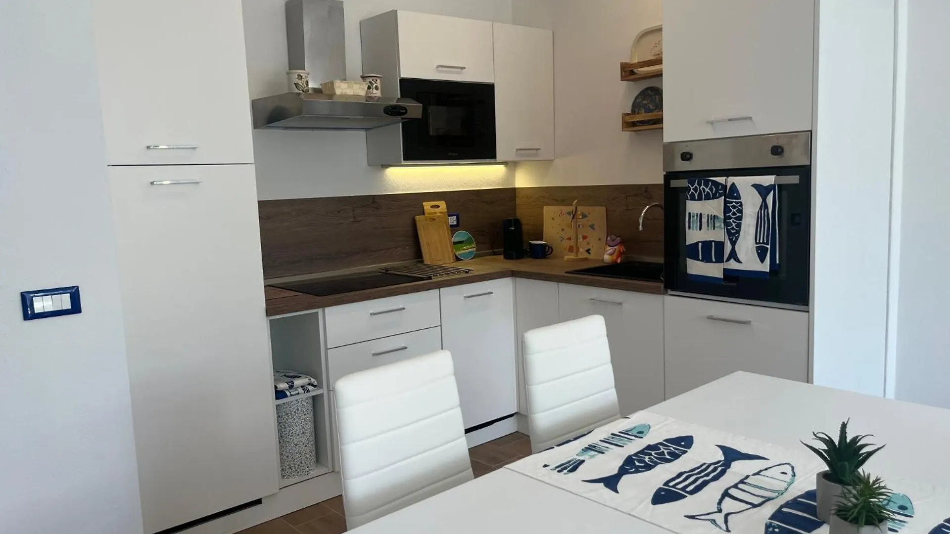 Elite19 Apartment Plus 39 Ameglia 0*,  Italy